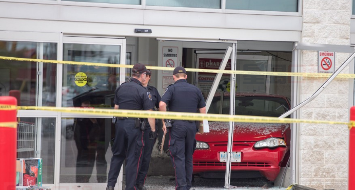 Costco門口倒車撞死女童老婦獲緩刑