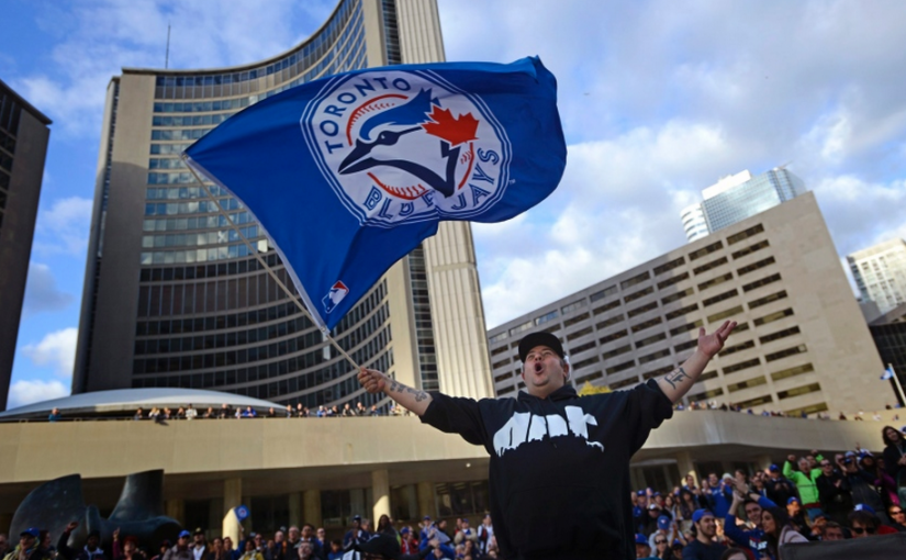 莊德利宣佈10月27日為”感激藍鳥日”