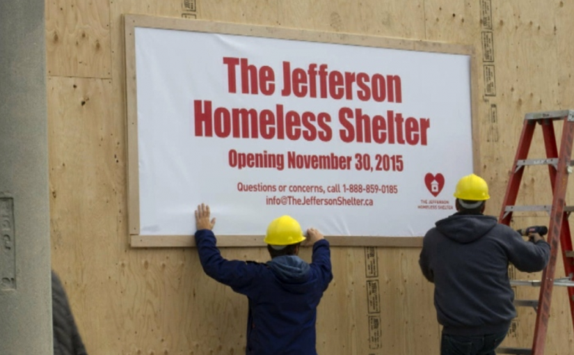 在你家門口建庇護所？慈善機構公佈隱藏攝像