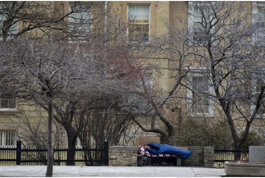 多市富人區要建流浪漢庇護所？原來是慈善廣告