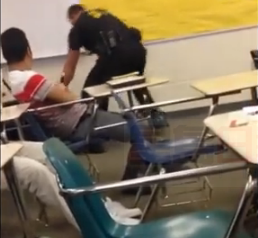 掀翻黑人女生並將其拖出教室 白人警官被開除