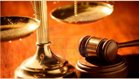 法官竟對性侵受害者說:你就不能把膝蓋併攏嗎