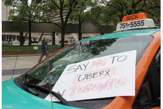 多倫多有議員促請省府授權拖走違規Uber車