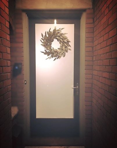 聖誕花環女賊 今日現身道歉成朋友