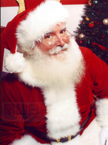 母親坐聖誕老人膝頭餵奶 對負面反應失望