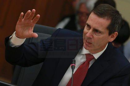 大醜聞：大選前刪除上千封郵件 納稅人慘虧11億