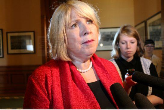 安省居民捐錢幫政府還債 杯水車薪