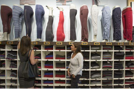 Lululemon 創新設計「裸體」褲 