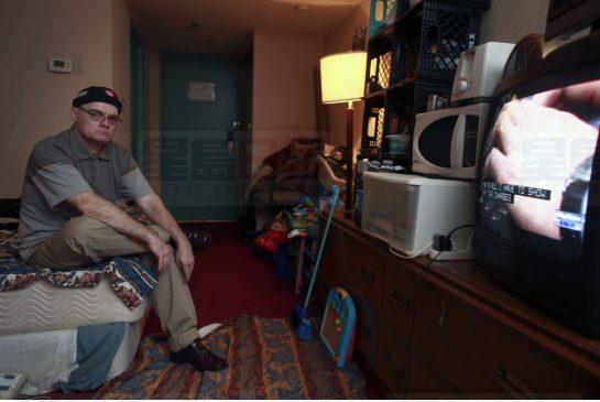 難民太多 加拿大人慘被「請」出酒店？