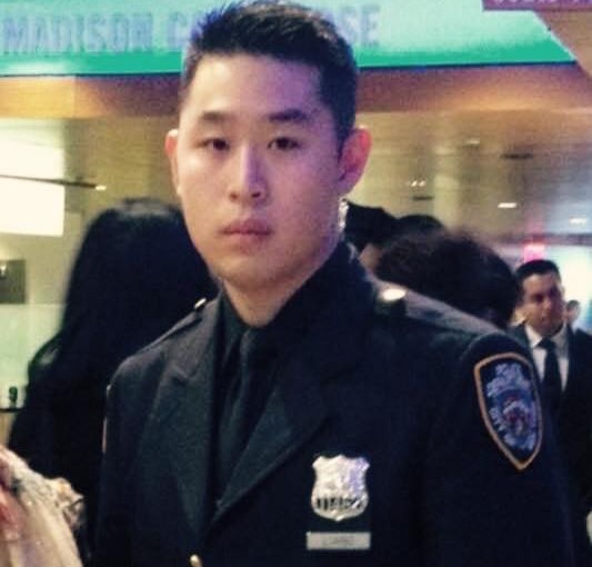 華裔警察5项罪成 全美華人多處遊行抗議