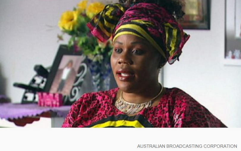 丈夫僱兇殺妻 妻被殺手放過現身自己葬禮上