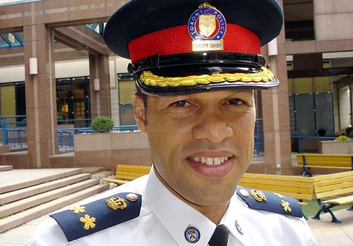 多市副警察總長辭職：”尋找新機會“
