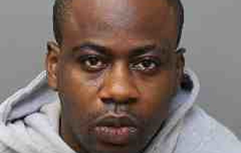 這名危險男子正被追捕 警發圖尋人