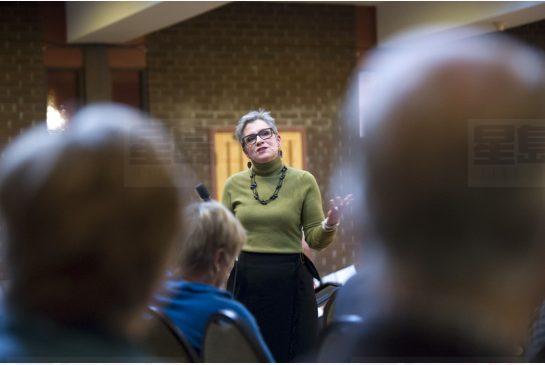 士嘉堡小教堂牧師 竟是無神論者