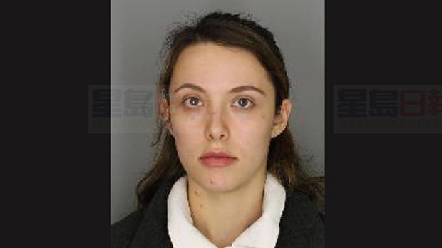 危險24歲女子 持刀多次捅傷同伴