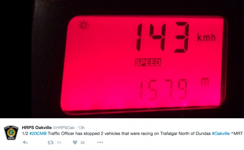 兩車高速407狂飆 警捉人拖車網上曬照片