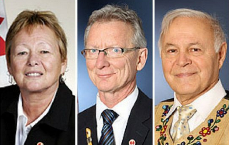 法官裁決:參議員必須退還部分費用