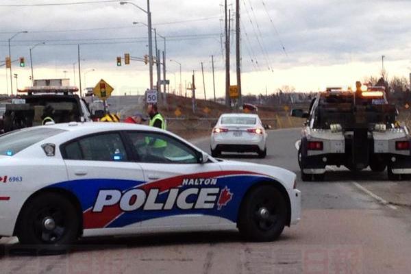 22歲男子駕駛失控 車子被護欄貫穿