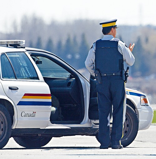 刺死19歲青年 警方追捕一級謀殺疑犯