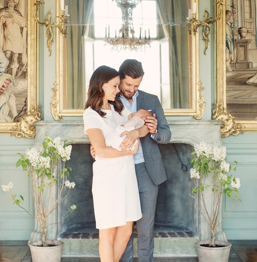 瑞典王子一家晒溫馨 小王子掛住瞓