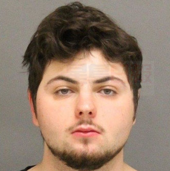 威逼利誘女子賣淫 22歲男子落網