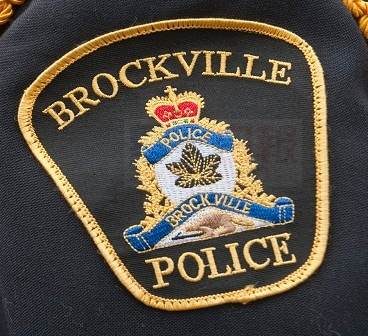 地球是平是圓？一家人爭到警察消防員都來了