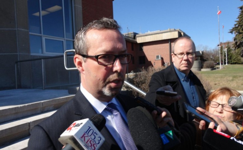 三名多警官起訴安省政律廳長:被錯指毆打嫌犯