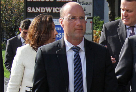 安省倫敦市長和副市長曝出軌醜聞一周后復職