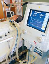 憲法專家：正在討論的協助死亡法案違憲