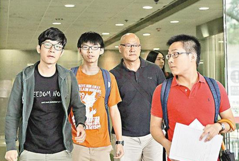 黃之鋒等四人無罪釋放