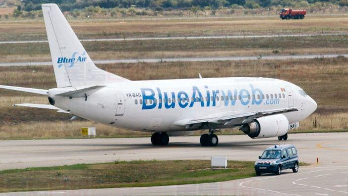 情況驚險 藍航飛機失壓氧氣罩失靈