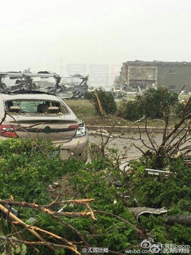 冰雹龍捲風襲擊江蘇鹽城 78人遇難