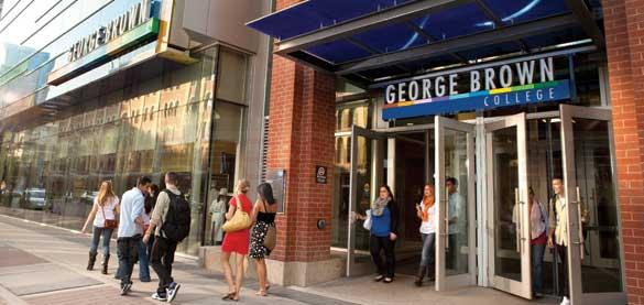 108名學生告大專8年 以賠償273萬勝訴告終