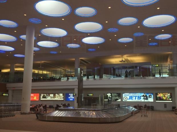 “安全事件”致溫尼伯機場出港航班全部暫停