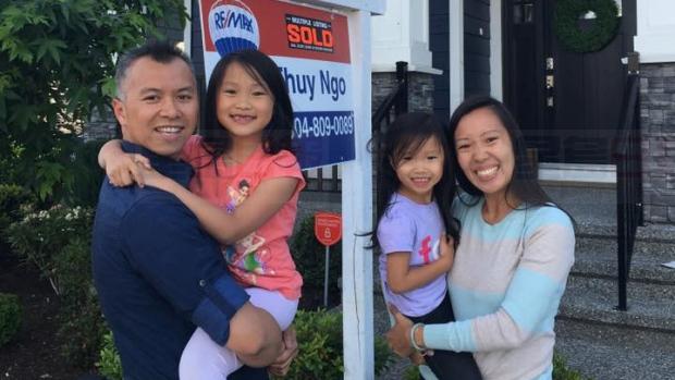 卑詩家庭賣掉房屋 全家環遊世界