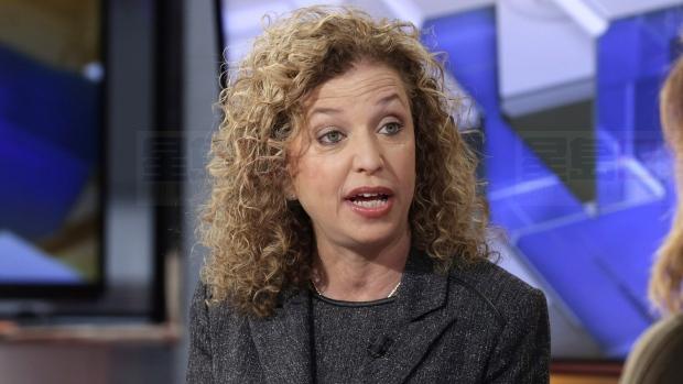 陷電郵門醜聞 民主黨主席辭職