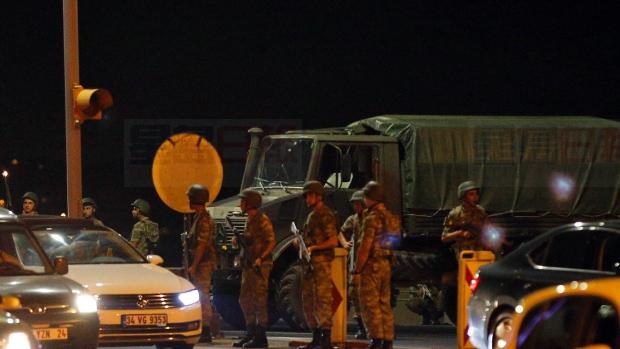 土耳其軍方稱已經掌控國家