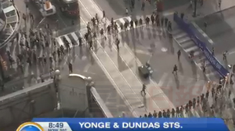 “黑人性命也是命”組織阻斷市中心十字路口