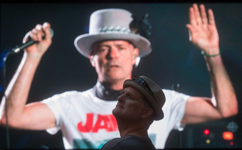 Tragically Hip最後演唱會 1170萬加人在聽