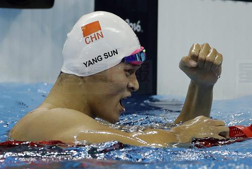 孫楊用實力碾壓質疑 勇奪200自冠軍