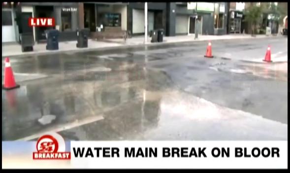 水管破裂Sheppard Bloor被淹 多處道路關閉