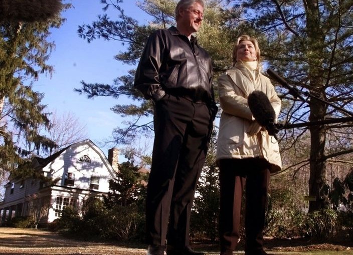 出書加演講 希拉莉夫婦去年賺逾8千萬