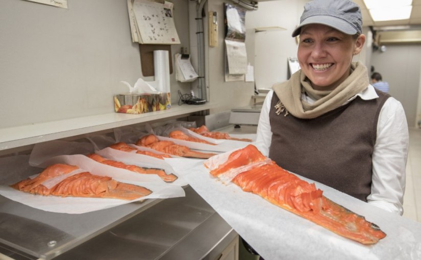 請遊說公司定餐廳營養牌 引發利益衝突？