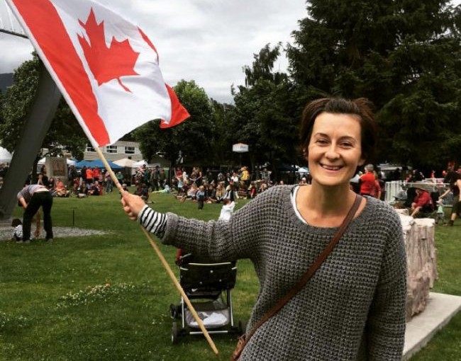 女子在加拿大待了一輩子 28歲生日卻莫名丟失國籍