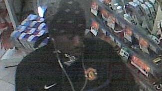 鐵騎士200公里時速飆車 警方發圖搜尋