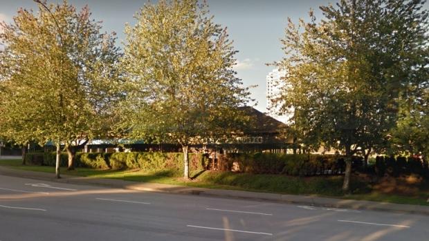 16歲少女吸毒過量 星巴克廁所內喪命