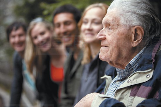 你能長壽嗎？研究顯示關鍵在父母