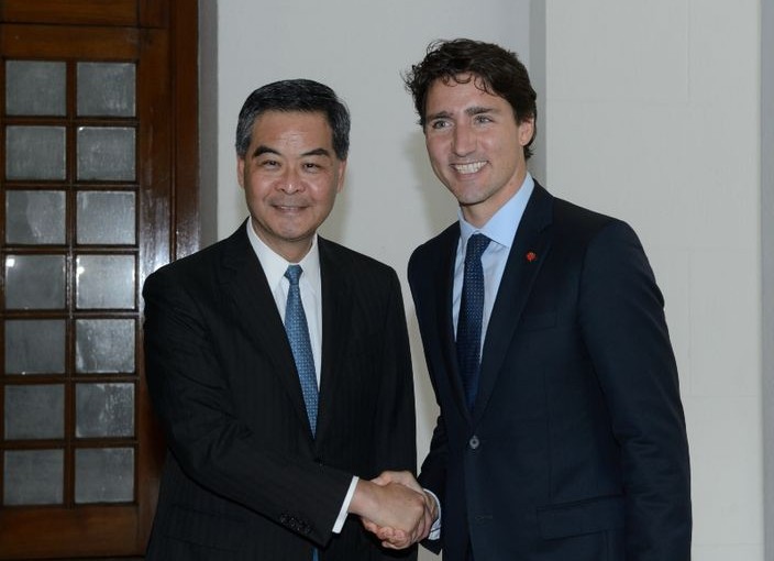 梁振英晤杜魯多宣傳「超級聯繫人」角色