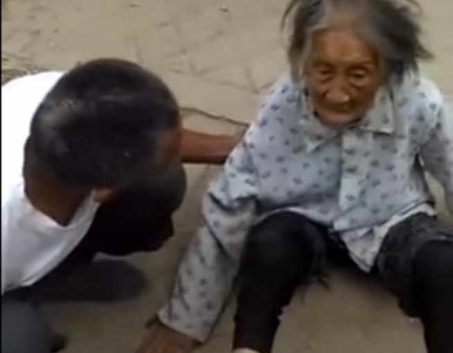 入贅惡女婿暴打91歲外母 網民大罵禽獸