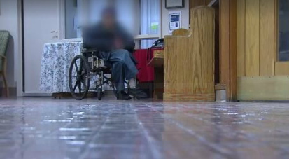 杜咸區想對老人院新居民查犯罪記錄